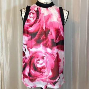 Medium Sleeveless Rose Blouse